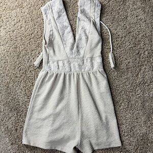 Zara Cream Jumpsuit with V-Neckline and Defined Waist